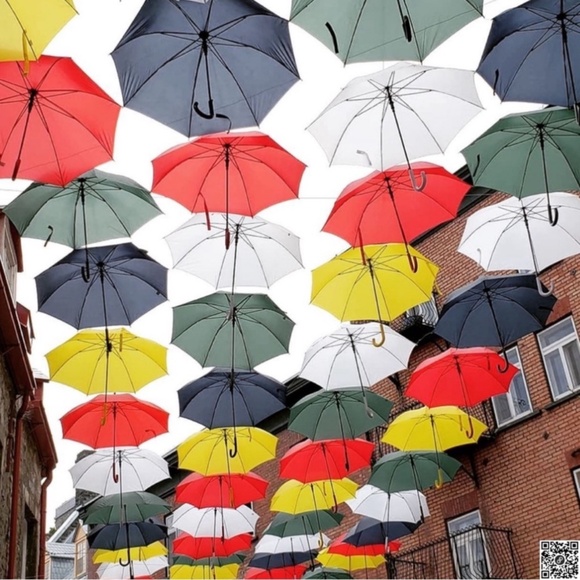 Othilia Hoop Earrings 18Kt gold dipped - Picture 7 of 7